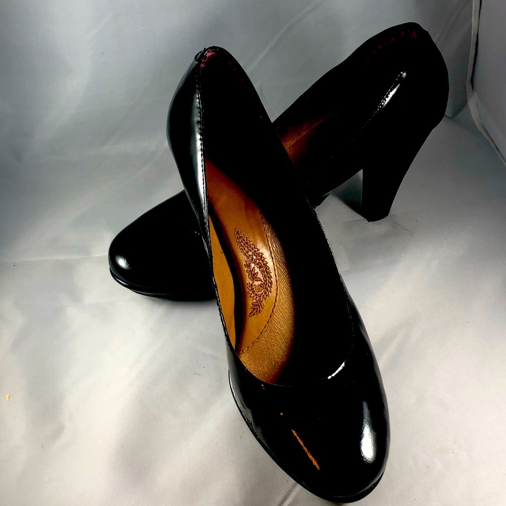 Sofft platform pumps size 9.5
